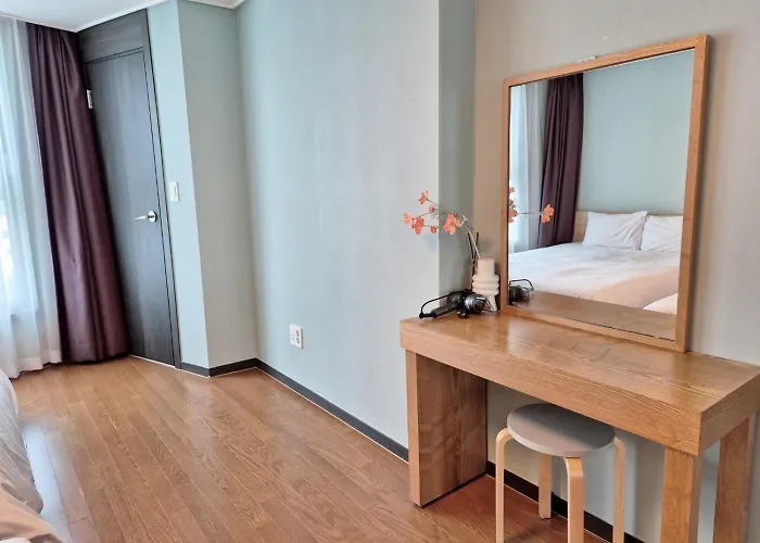 Irua Haeundae アパートホテル 3*